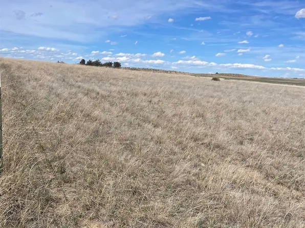 Commodore Rd, Hot Springs, SD 57747