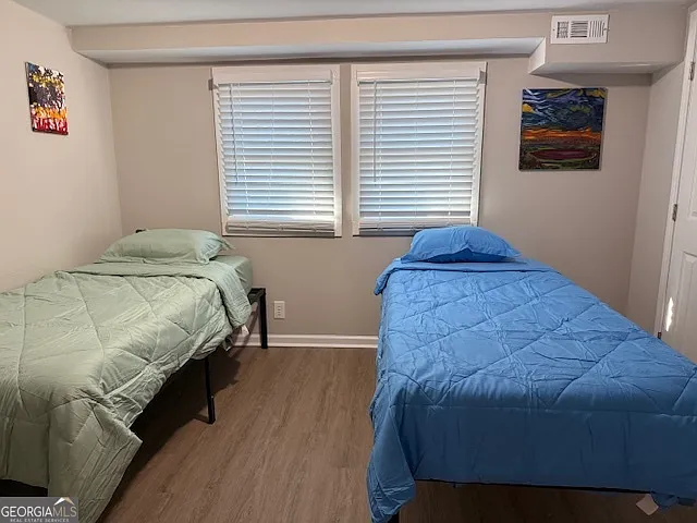 1 bed, 1.0 bath, 1808 sqft, $1,000 — Photo 1