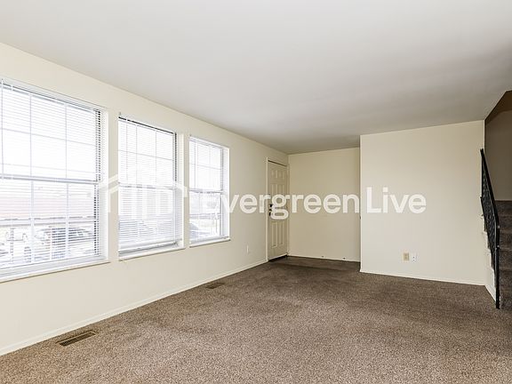 4th image of 7519 Mount Ranier