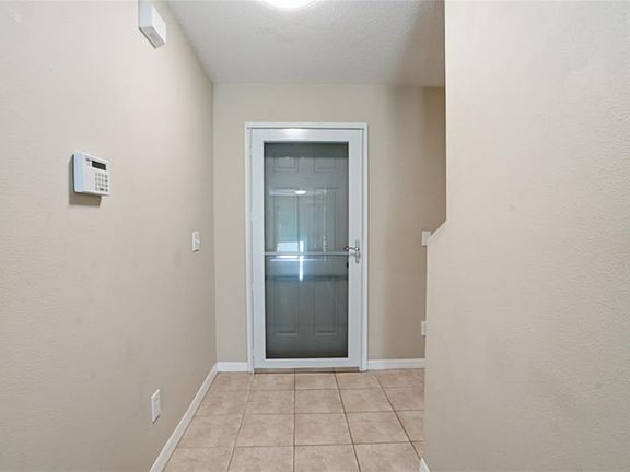 5th image of 4610 WINDING RIVER WAY