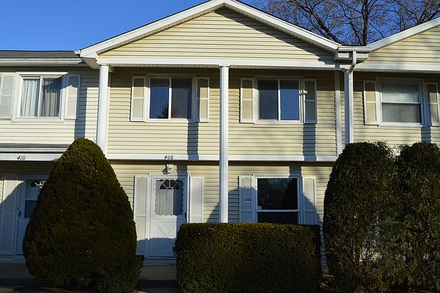 1st image of 408 Wellington Ln