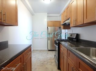 6325 Saunders St APT 5K, Rego Park, NY 11374