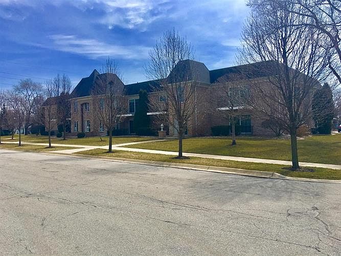 1st image of 2740 Georgetowne Dr APT C1