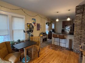 2939-39B N. Pierce St., Lower