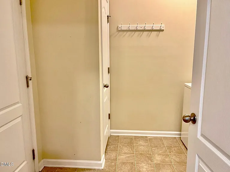 525 Sandy Whispers Pl — Photo 13