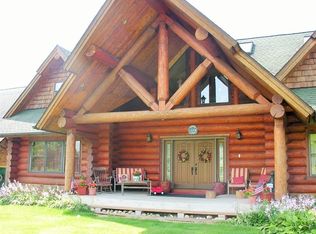 10117 Button Rd, Hebron, IL 60034