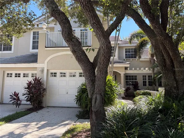 402 DATE PALM COURT NE, ST PETERSBURG, FL 33703