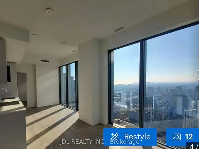 8 Cumberland St #2602 — Photo 3