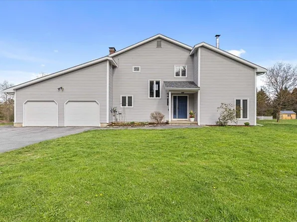 73 Brigham Hill Road, Essex, VT 05452