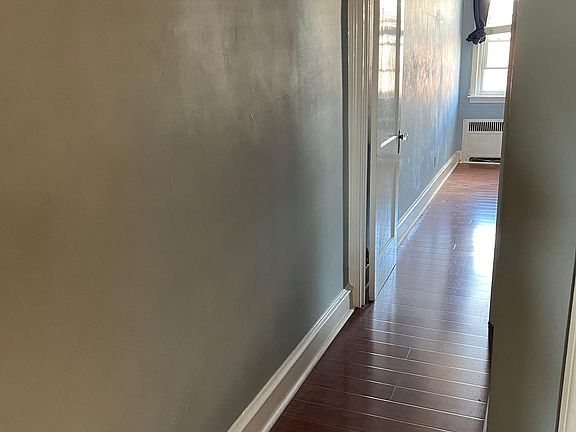 2nd image of 32XX E Knorr St