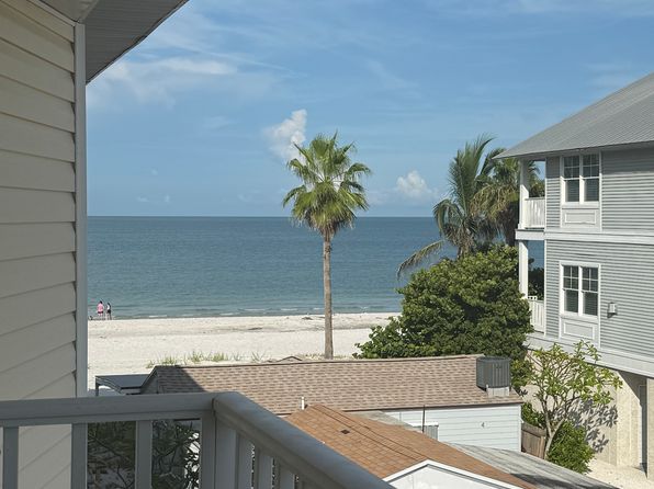 18522 Gulf Blvd APT D