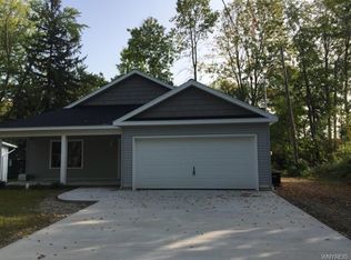 1136 Moran Rd, Silver Creek, NY 14136