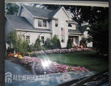 114 Greenwood Rd, Morganville, NJ, 07751