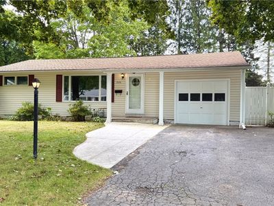 320 Rebecca St, North Syracuse, NY, 13212