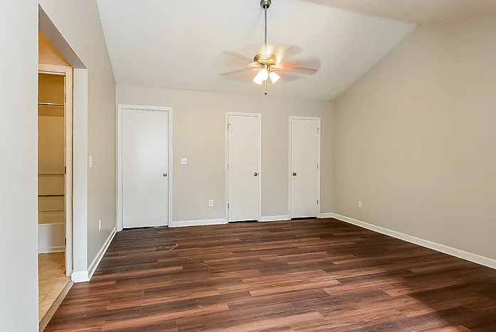 6239 Leverett Dr — Photo 16