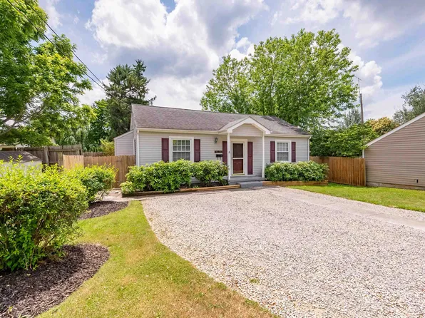 1036 Carson St, Radford, VA 24141