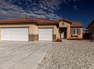 15569 War Arrow St, Victorville, CA 92394