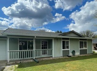 17860 Lake Forest Dr, Penn Valley, CA