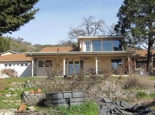 900 NE Tokay Hts, Grants Pass, OR 97526