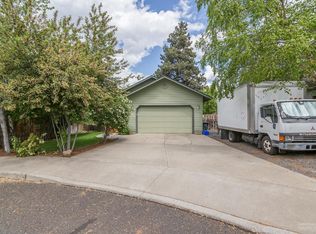 20070 Jessica Ct, Bend, OR 97702