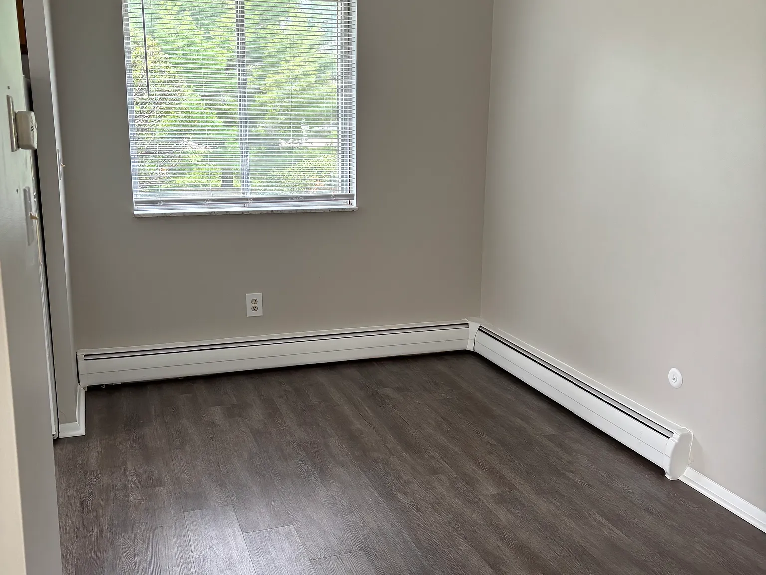 1 bed, 600 sqft, $1,200 — Photo 3