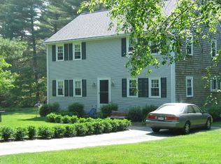 37 Canterbury Dr, Plymouth, MA 02360