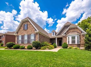6622 Palmetto Dr, Mason, OH 45040