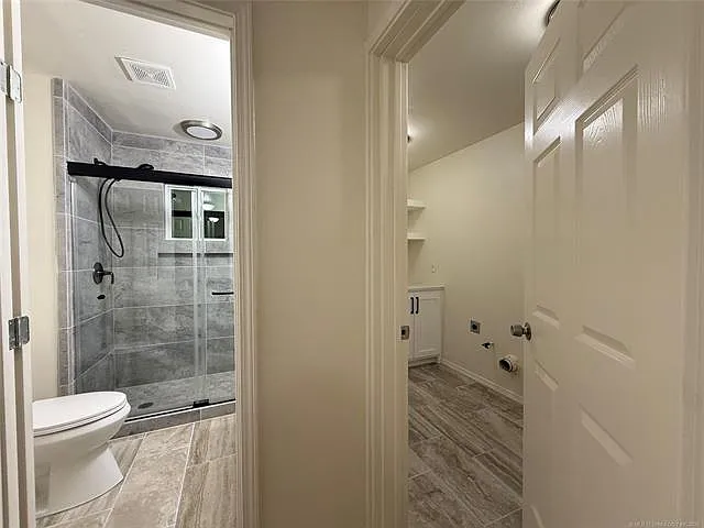 1146 E 50th Pl N — Photo 20