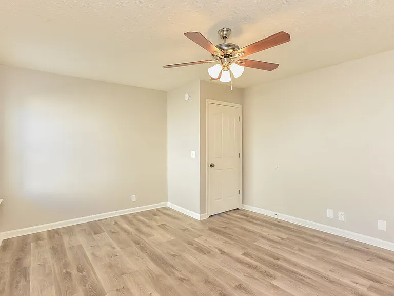 1315 Owasa Trl — Photo 10