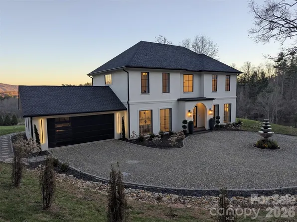 107 Lee Ln, Mars Hill, NC 28754