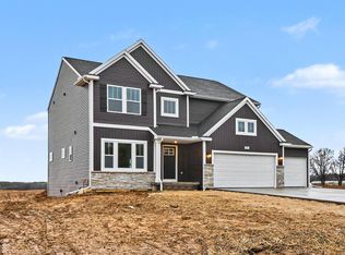 7105 Gibson Farms Dr, Middleville, MI 49333