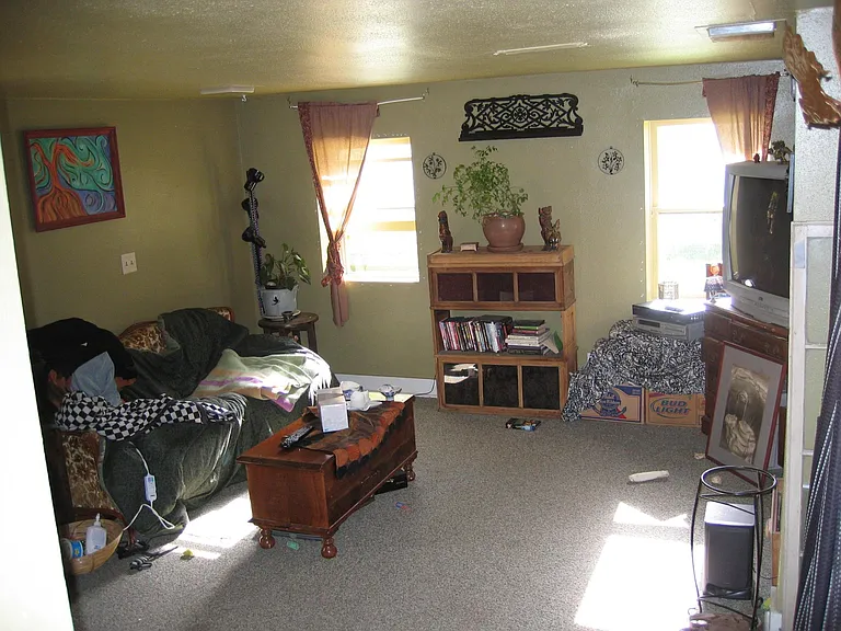 929 S Summit St — Photo 19