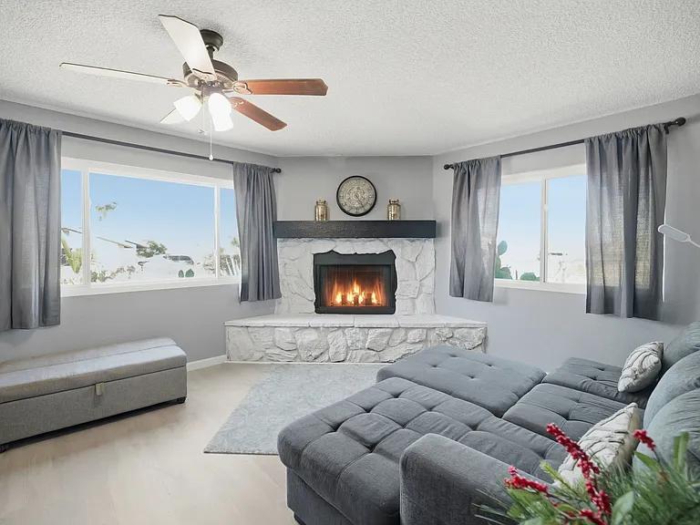 52275 Avenida Vallejo — Photo 2