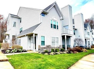 302 Quail Rd, Marlton, NJ 08053