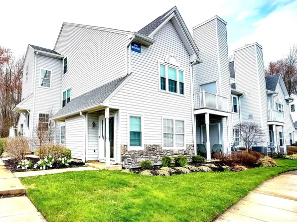 302 Quail Rd, Marlton, NJ 08053