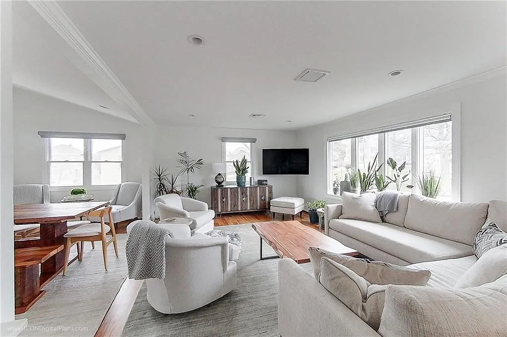 4 Evarts St — Photo 1