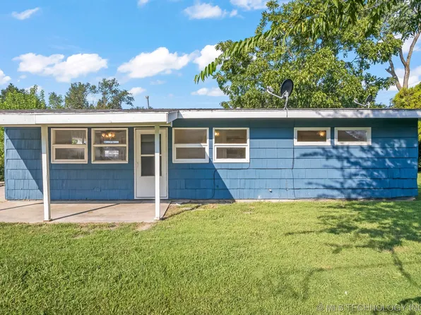 405 Lahoma Dr, Bartlesville, OK 74003