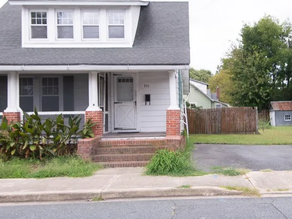 911 Peachblossom Ave, Cambridge, MD 21613