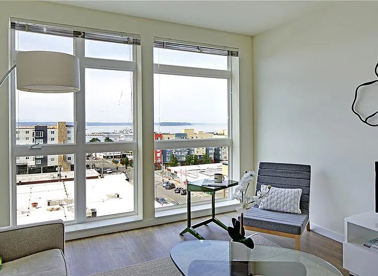 1 Bed + Alcove | Windows