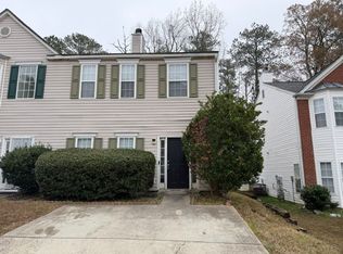 5590 Hampton Ct, Atlanta, GA 30349