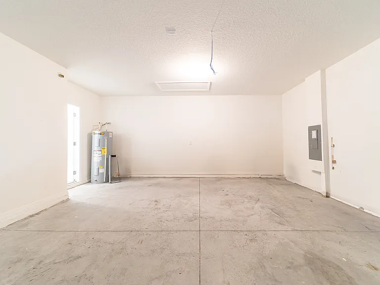1181 Cascades Ave — Photo 15