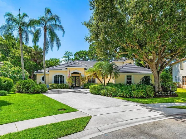15730 Glen Willow Lane, Wellington, FL 33414