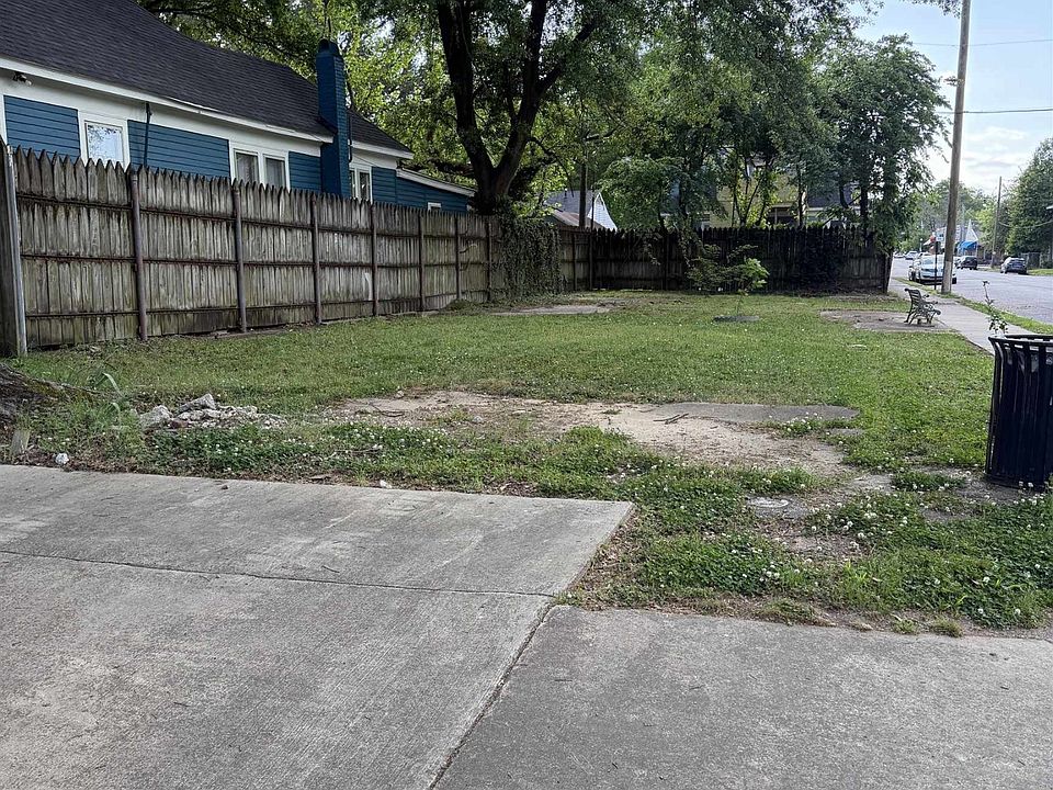 2nd image of 2219 Young Ave Lot 1-2