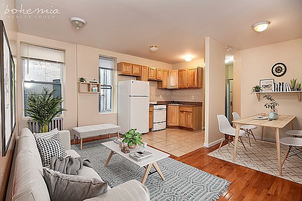 1st image of 3924 Broadway #4A