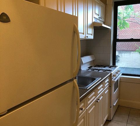 4th image of 24-07 36th St #1B