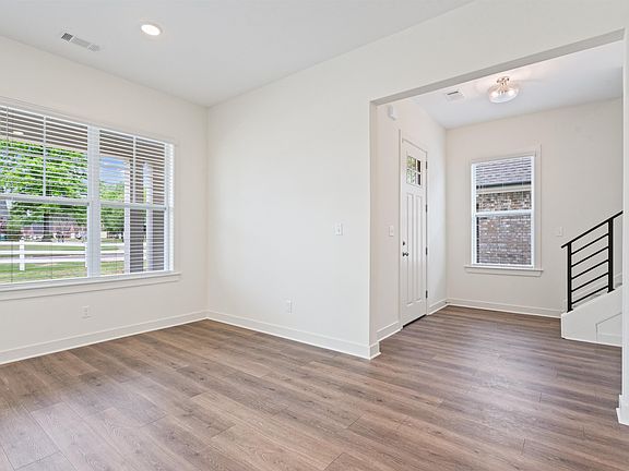 5th image of 5698 Gerber Dr