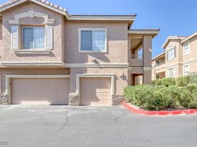 9901 Trailwood Dr