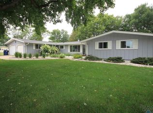 401 4th St, Chancellor, SD 57015