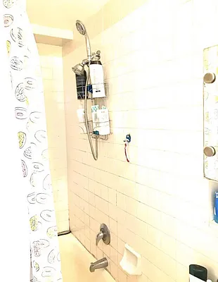 Rented by RealTegrity NY LLC | media 6
