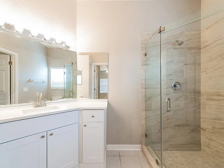 944 Springwood Cir — Photo 10